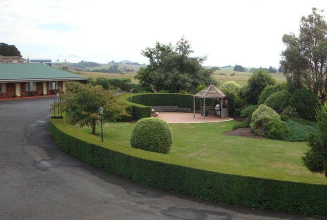 Kentish Hills Retreat Motel Sheffield Exterior photo